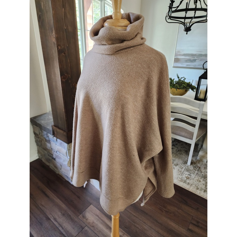 Boutique Women Tan Cowl Neck Poncho Sweater Oversized Batwing Sleeve XS/S